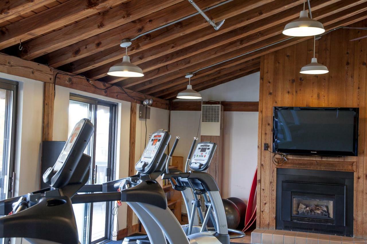 Condos At Mountainside Resort Стоу Экстерьер фото